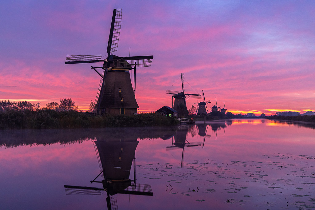 Sonnenaufgang am KInderdijk