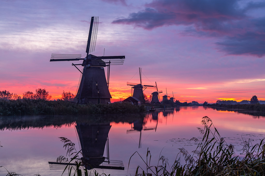 Sonnenaufgang am KInderdijk