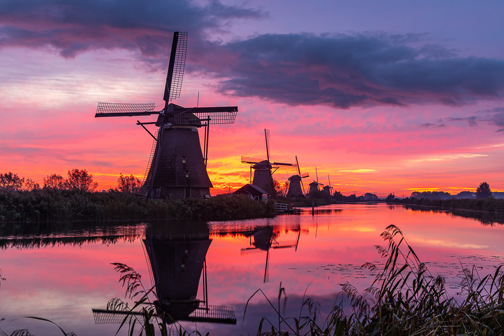 Sonnenaufgang am KInderdijk