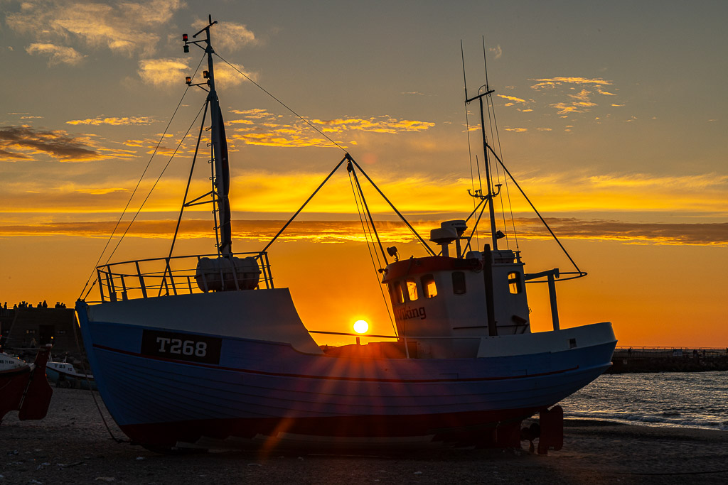 Abend am Hafen Vorupör