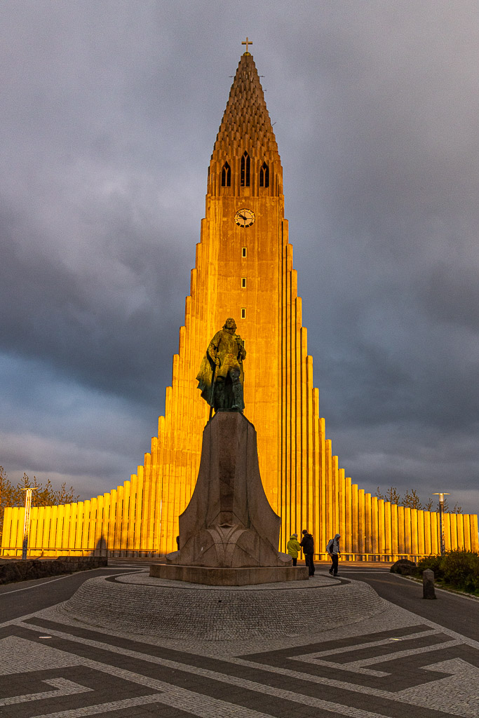 Halgrimskirka & Fußgängerzone Reykjavik