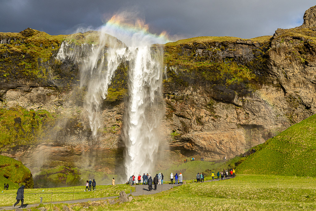 Seljalandsfoss am Abend