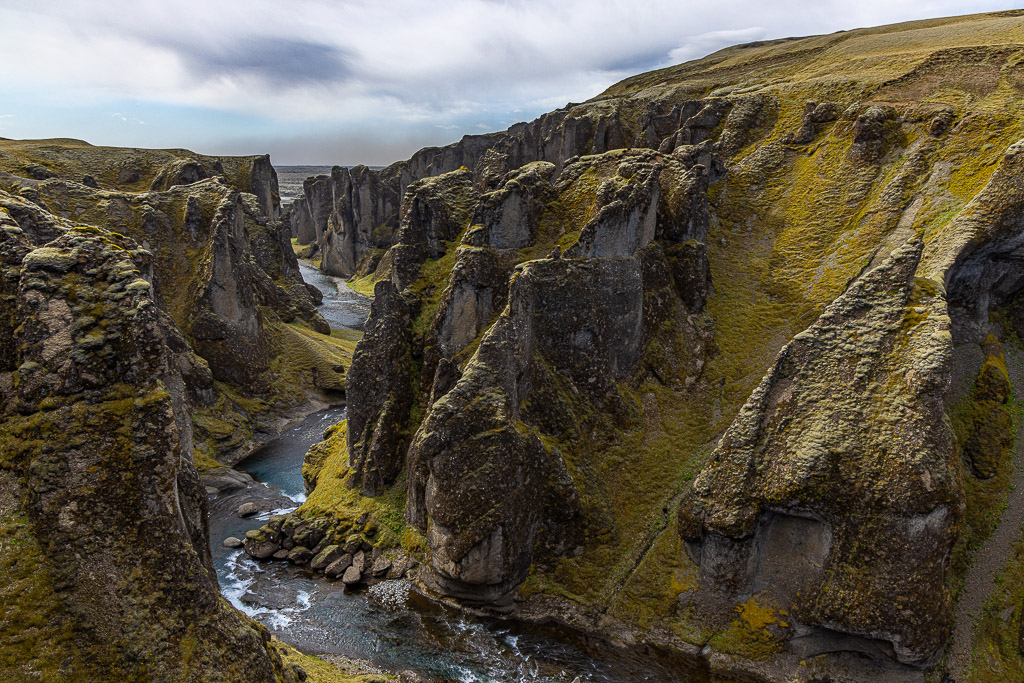 Fjaðrárgljúfur Schlucht