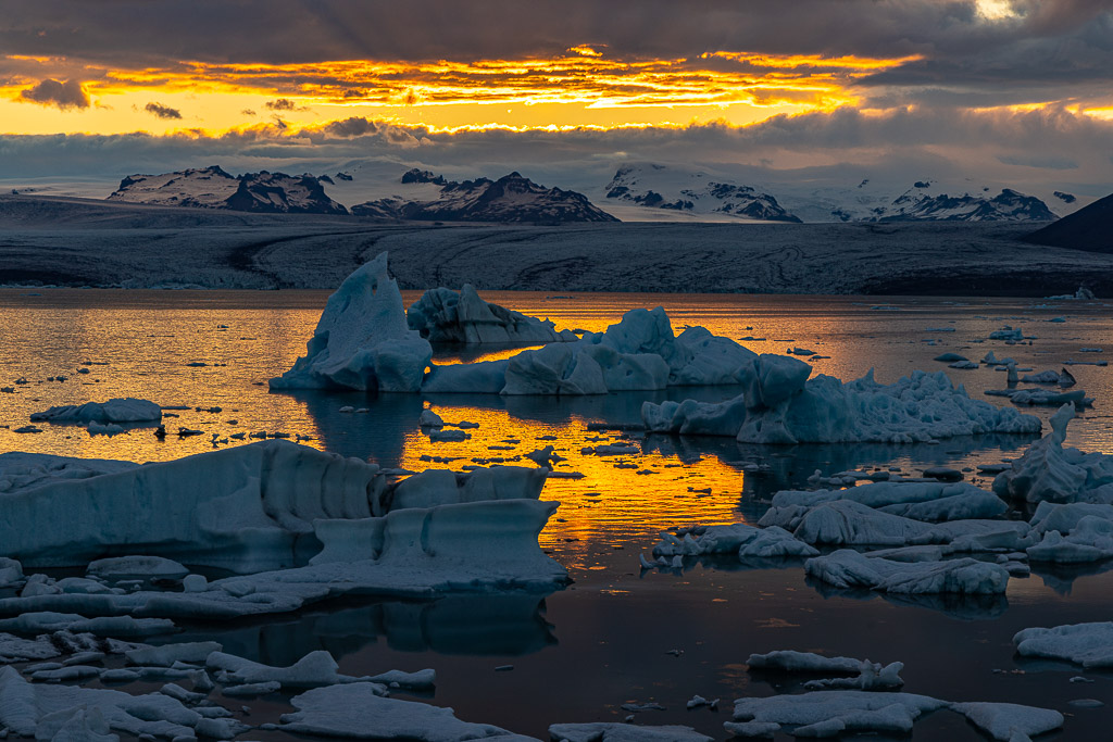 Abend am Jökulsarlon