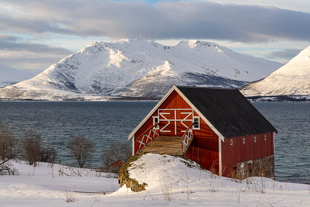 Morgen am Tromsdalenfjord