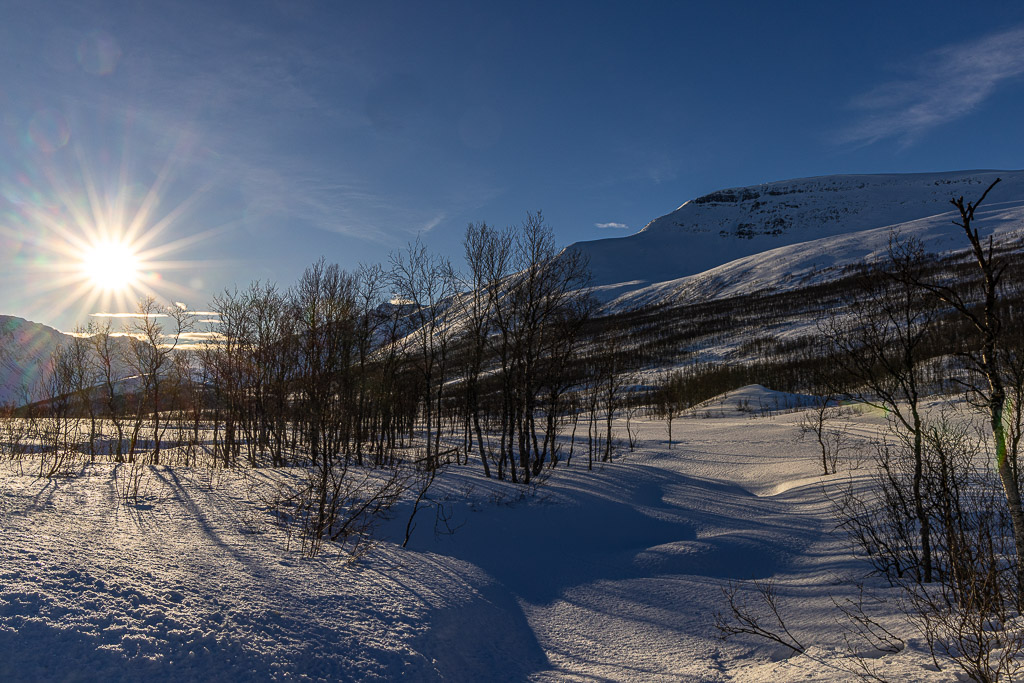 Straße von Sjusnes nach Ramfjordbotn