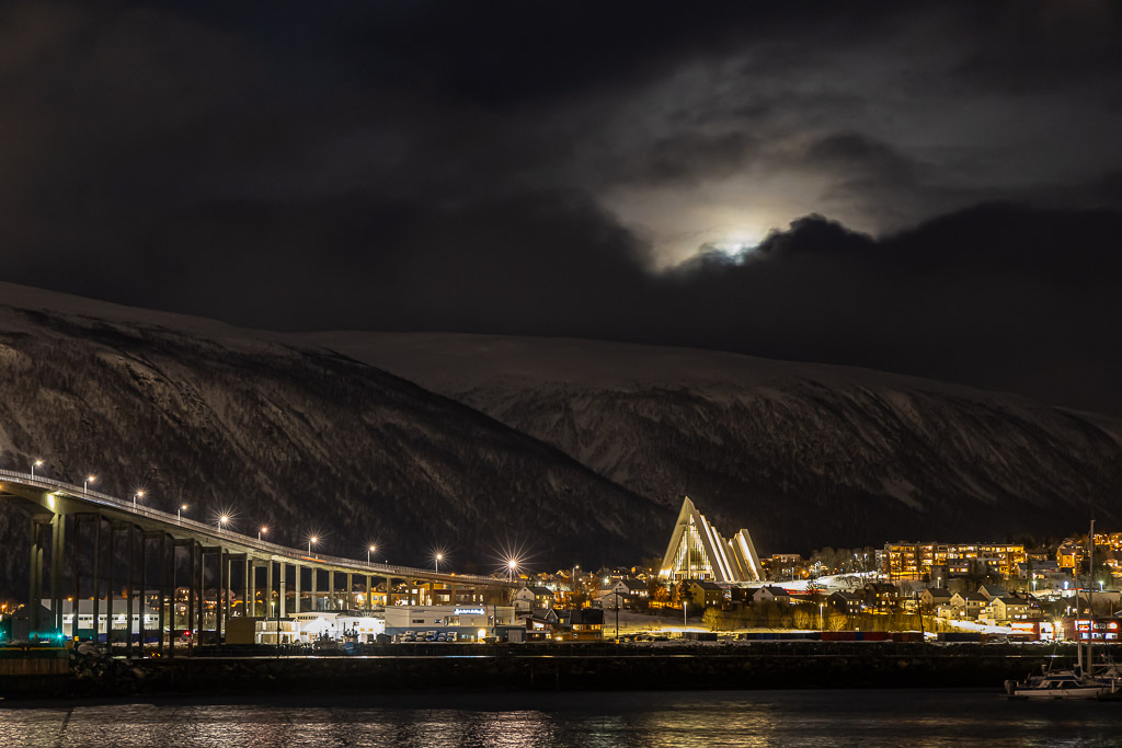 Tromso bei Nacht